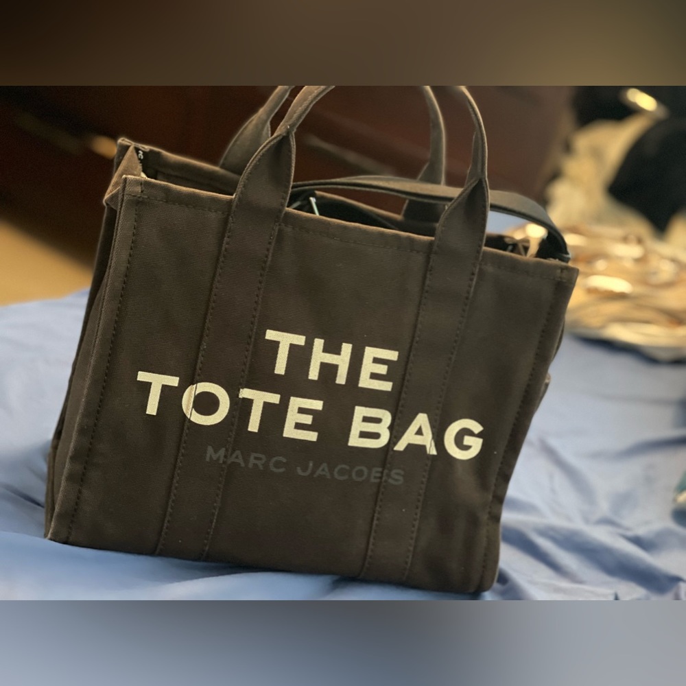 Marc Jacobs The Tote Bag